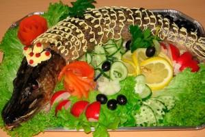 Fried pike with vegetables