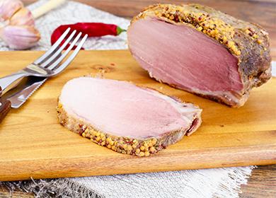 Boiled pork in a slow cooker