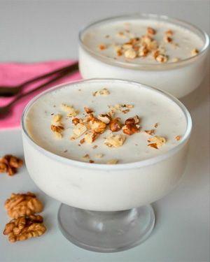 Jelly from sour cream and cottage cheese in a bowl