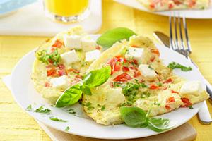 Omelet with vegetables and cheese
