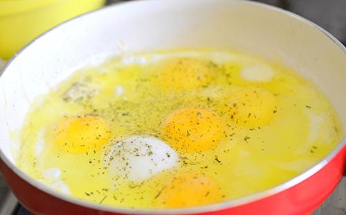 Fried eggs in a pan