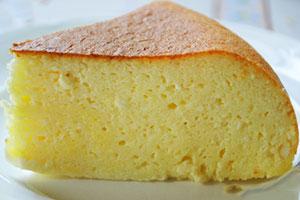 Casserole with cottage cheese, semolina and sour cream