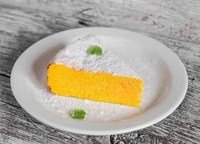 Cottage cheese casserole with pumpkin