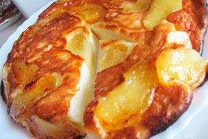 Cottage cheese and apple casserole