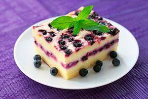 Currant casserole with black currant