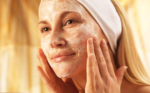 Brown-eyed girl with a radiant smile