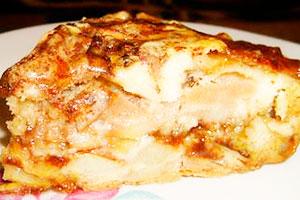 Charlotte with pears and honey