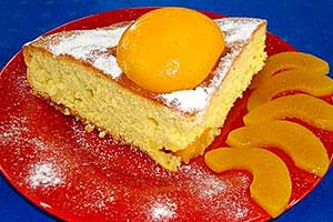 Charlotte with canned peaches