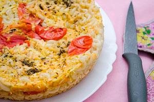 Pasta casserole with sausage and sun-dried tomatoes