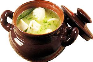 Dumplings in the broth