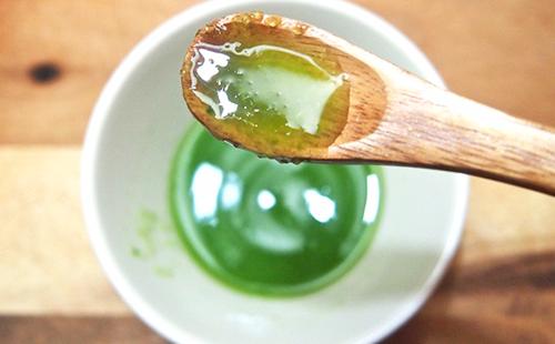 Grated cucumber and egg white work wonders