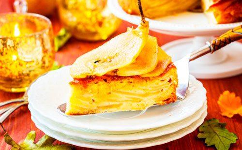 Charlotte with pears on the shoulder blade