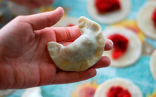 Steamed dumplings recipe  how to make homemade steamed dumplings from sour milk dough or kefir with soda
