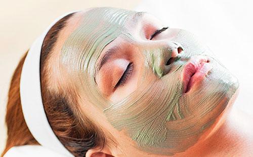 Mask with kelp and gelatin