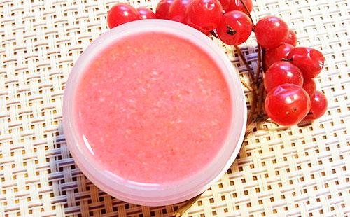 Walnut mask with viburnum