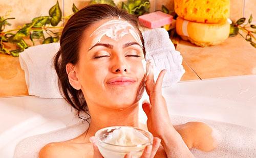 Girl makes a face mask