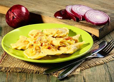 Dumplings on a plate