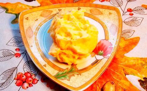 Mask with carrots and oatmeal