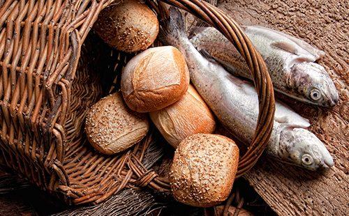 Fresh fish and buns in a basket