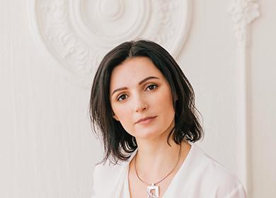 Olga in white surroundings