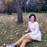 Get-togethers in the autumn park