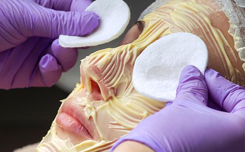 Nourishing face mask