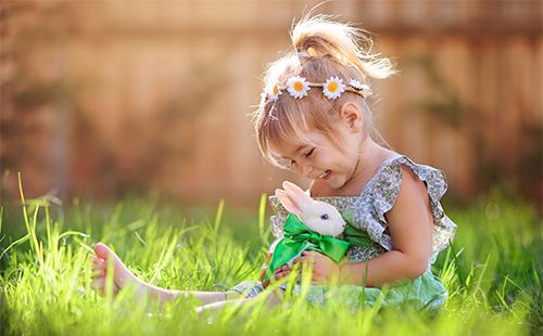 Girl sitting on the grass
