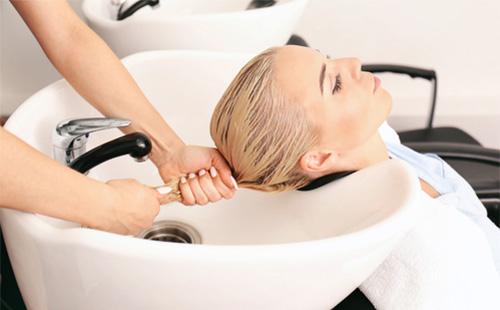 Hair washing in the salon