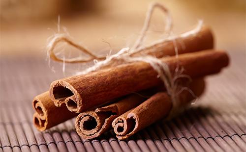 Cinnamon sticks