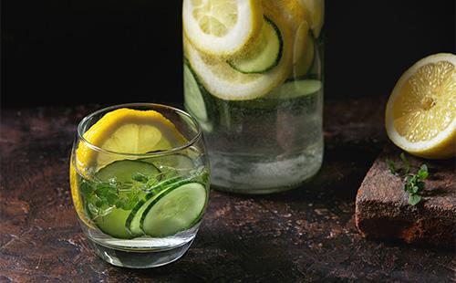 Water sassi in a glass