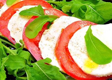 The classic Caprese salad recipe and its variations