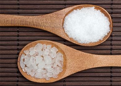 Coarse salt in a spoon