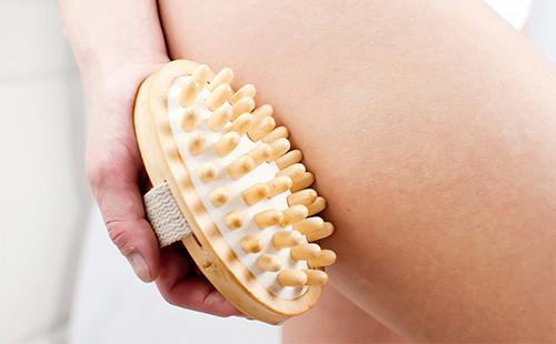 Portable massager brush