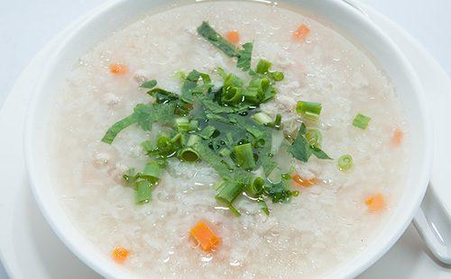 Liquid rice porridge for breakfast