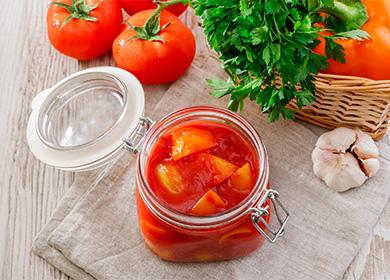 Lecho and pepper for the winter in the bank