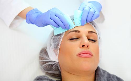 Cleansing forehead skin