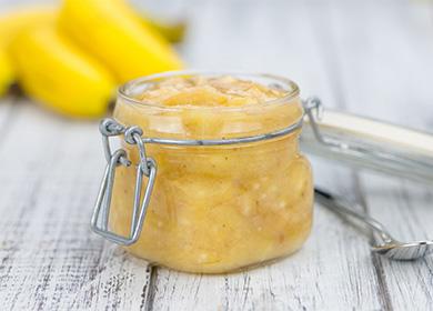 Banana jam in a jar on the table