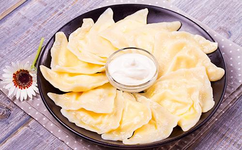 Dumplings with sauce