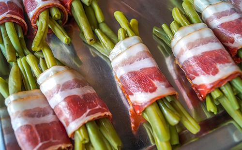 Bacon with asparagus