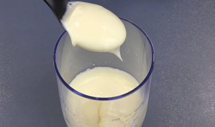 Homemade mayonnaise is ready.