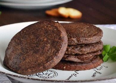 Cooking tender chicken liver cutlets according to the recipe with a photo.