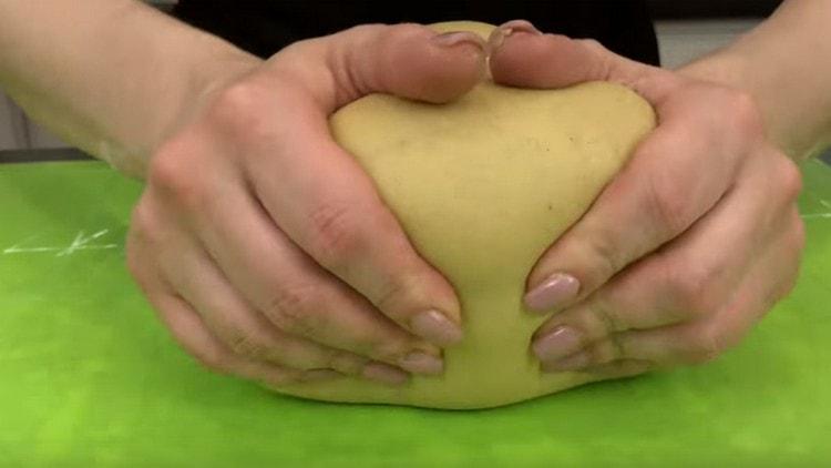 Knead a smooth dough that should not stick to your hands.