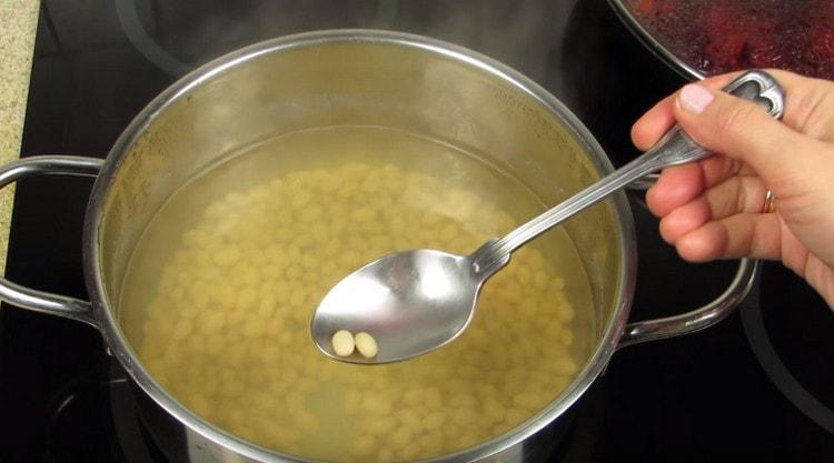 Beans are the first to be cooked.