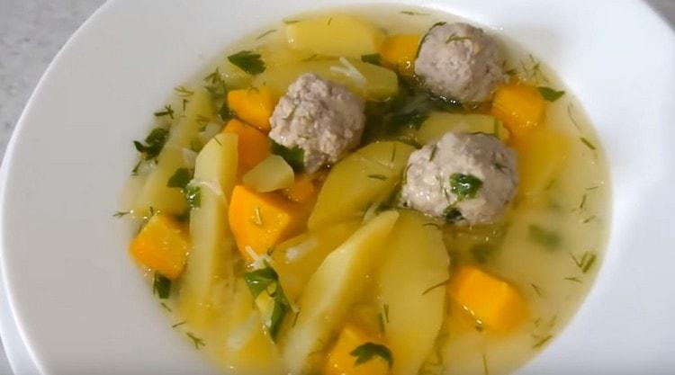 This soup with meatballs and noodles will appeal to both adults and children.