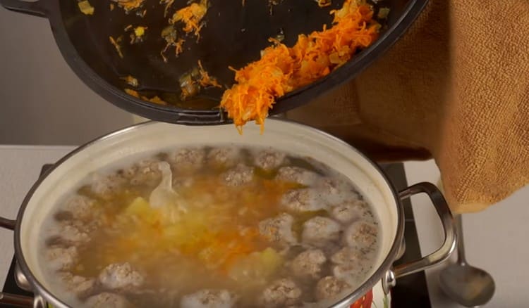 Put the frying in the soup.