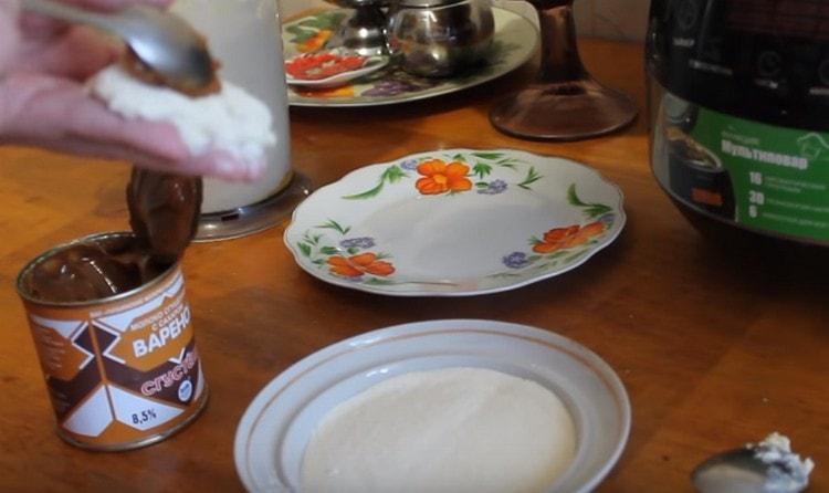 We make a cottage cheese cake, put a spoonful of condensed milk on it.