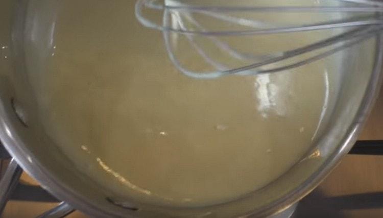 Boil the mass until thickened.