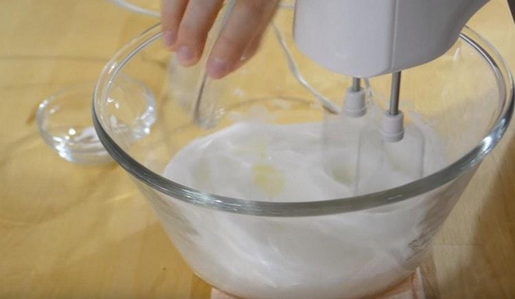 Beat to stable peaks of the squirrel.