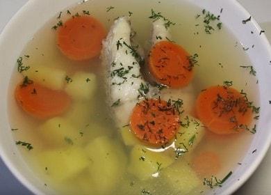 Delicious pike ear: a simple step by step recipe with a photo.