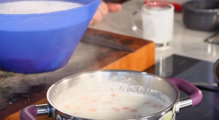 After boiling, immediately turn off the ear.